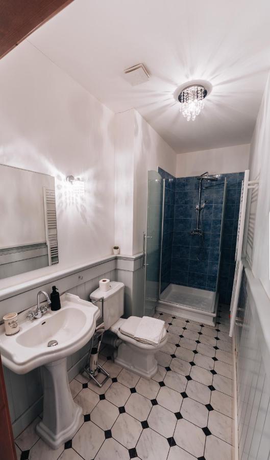Kastely Grof Zichy Hotel Enyicke Kültér fotó